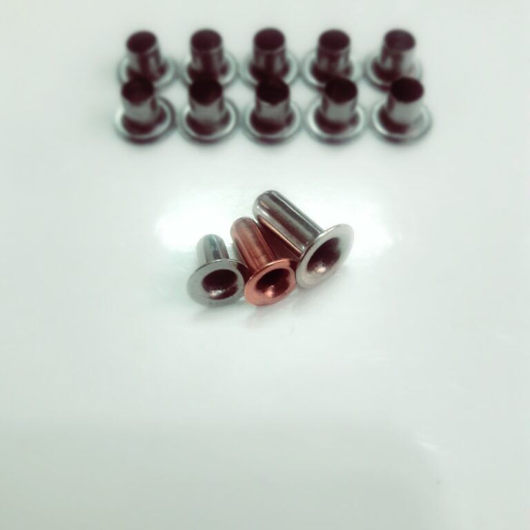 Eyelets/rivets